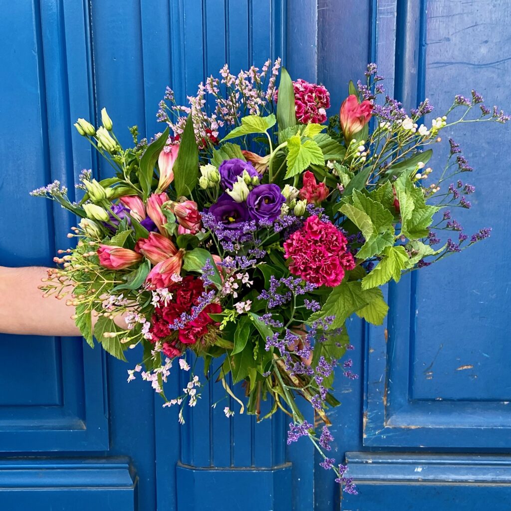 Fleurs de saison à Bordeaux : pourquoi les privilégier pour vos bouquets ?